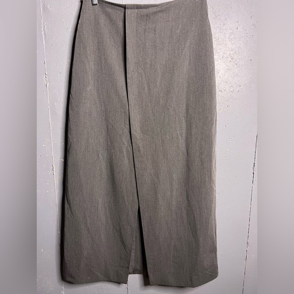 COMMENSE She's Effortless Slit Maxi Skirt with slit side zipper. Size M NWT - Picture 4 of 9